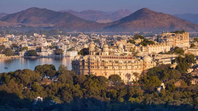Exclusive Rajasthan Tour with Agra and Varanasi