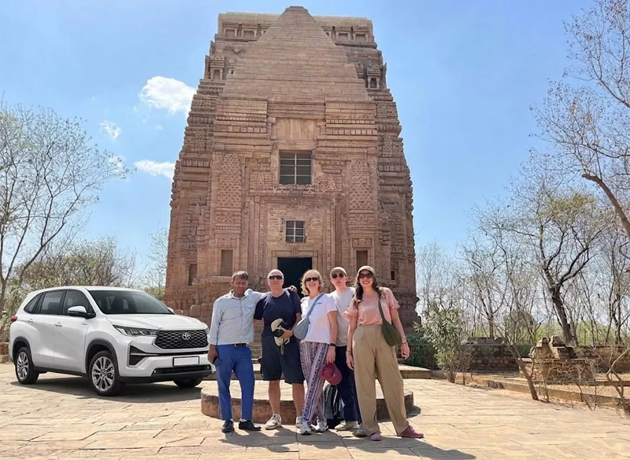 How to Hire Trustworthy Private Driver in India