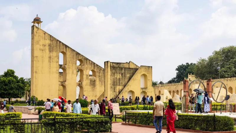 Delhi Mandawa Tour with Jaipur Drop 