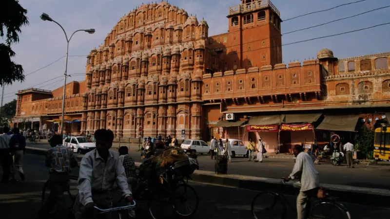 Delhi Mandawa Tour with Jaipur Drop 