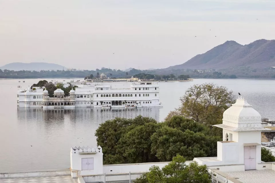 4 Days Udaipur Chittorgarh Jaipur Tour